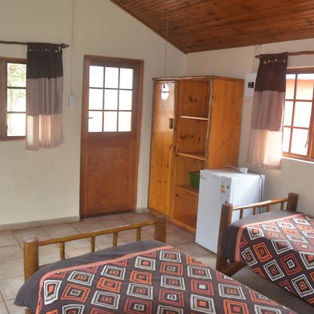 Bushbaby Lodge & Camping Хлухлуве Стая снимка