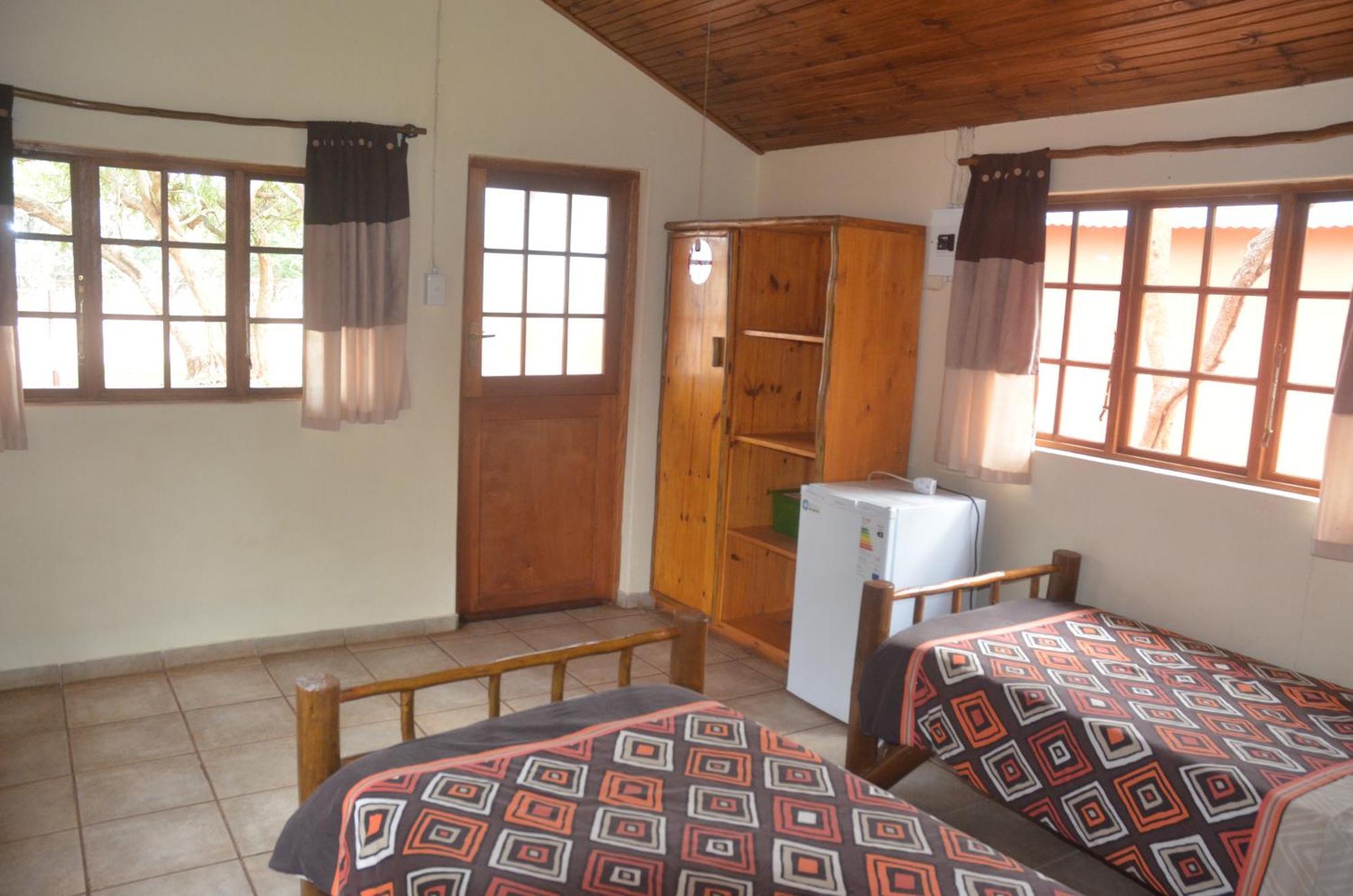 Bushbaby Lodge & Camping Хлухлуве Стая снимка