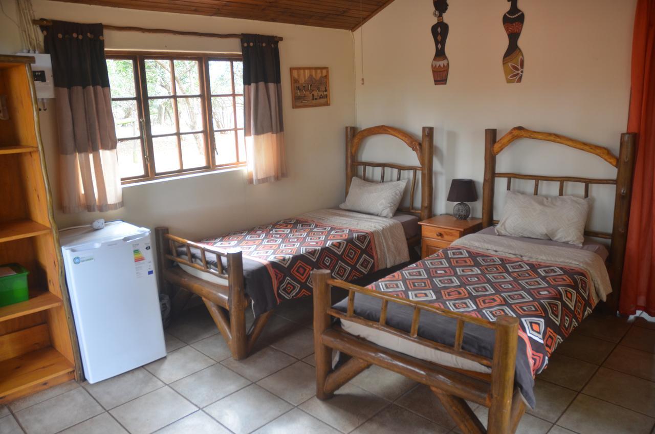 Bushbaby Lodge & Camping Хлухлуве Стая снимка